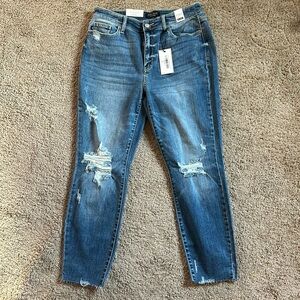Size 11/30 Judy Blue Distressed Jeans